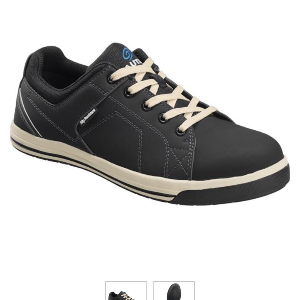 Men shoes . Size 13